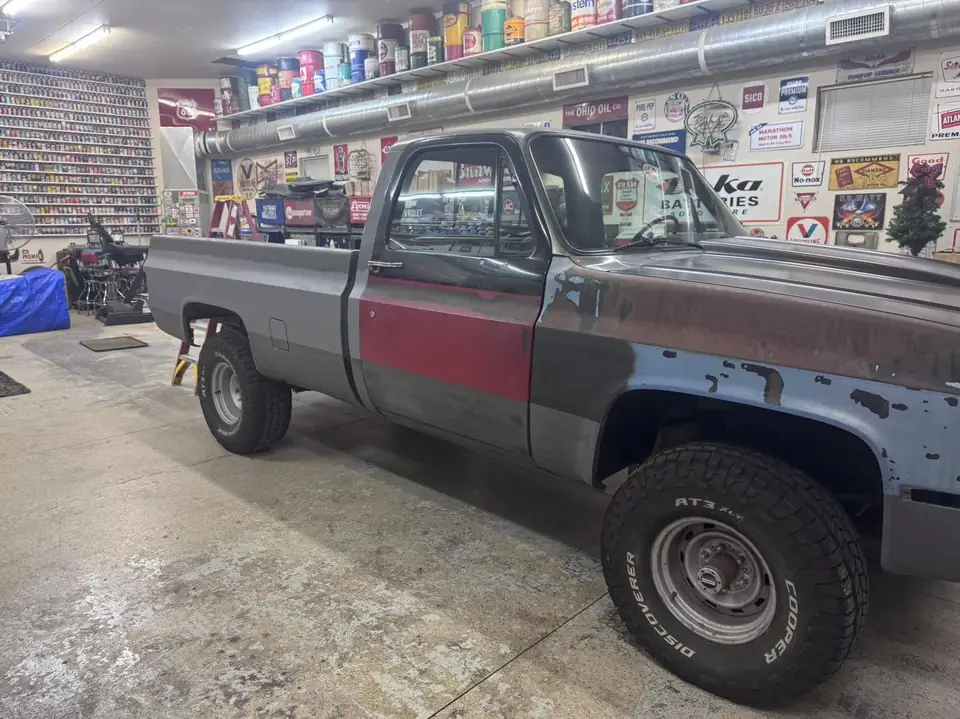 1987 Chevy pickup window tint: 5% C-IR sides and rear window and sunstrip, Next up is a custom 2-tone wrap to tie in this beauty (view 3)