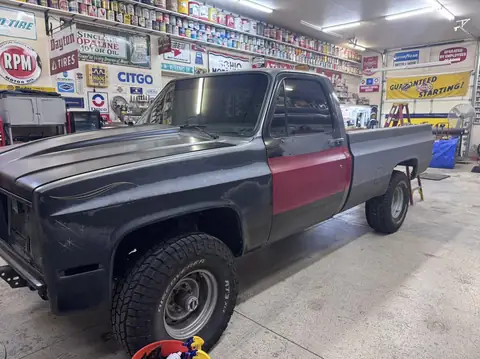 1987 Chevy pickup window tint: 5% C-IR sides and rear window and sunstrip, Next up is a custom 2-tone wrap to tie in this beauty (view 5)