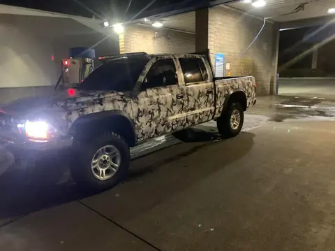 2001 Dodge Dakota snow camo wrap: Full snow camo wrap on '01 Dodge Dakota