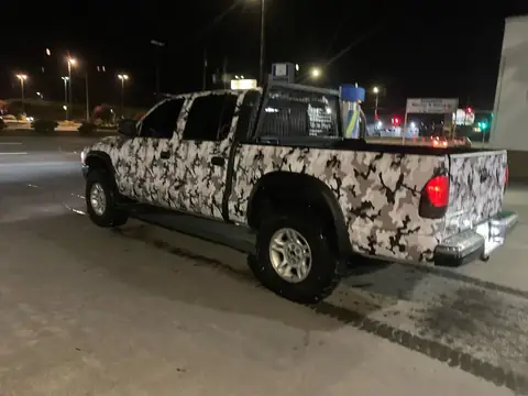 2001 Dodge Dakota snow camo wrap: Full snow camo wrap on '01 Dodge Dakota (view 2)