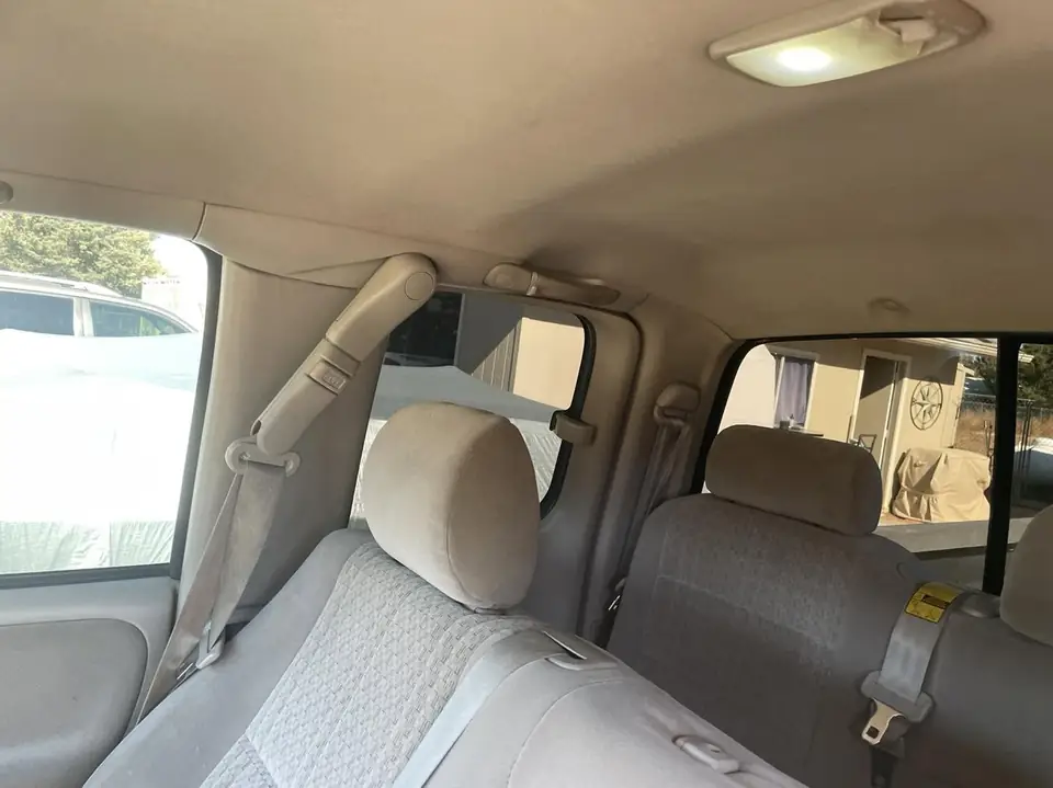 2005 Toyota Tundra window tint: 25% Premium Front Doors, 5% Premium Rear Doors, 5% Sunstrip (view 4)