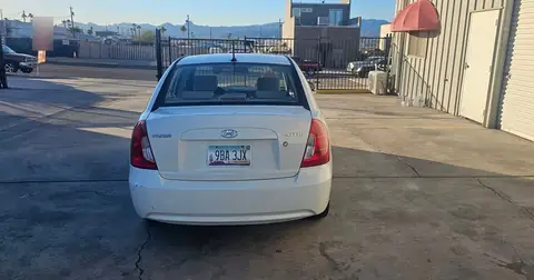 2008 Hyundai Accent window tint: Carbon 20% On All Windows (view 5)