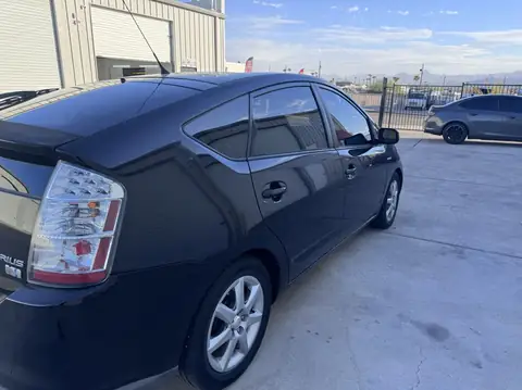 2009 Toyota Prius window tint: 15% all sides and rear, 5% sunstrip (view 2)