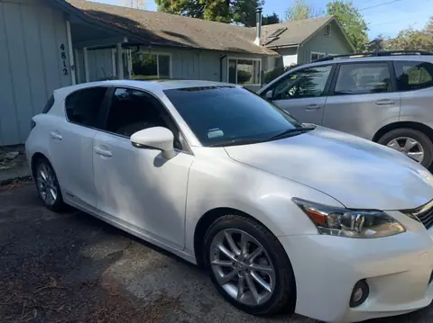 2013 Lexus CT200h window tint: 15% front and rear doors, 5% windshield strip (view 3)