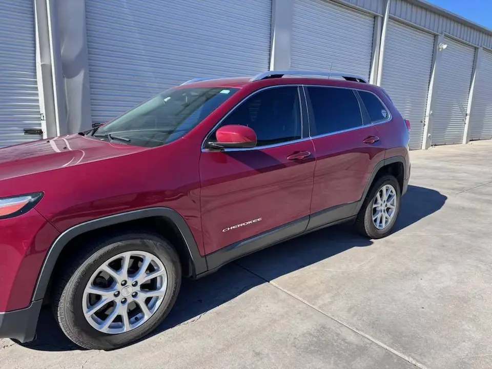2017 Jeep Cherokee window tint: 35% Sides and Rear (view 2)