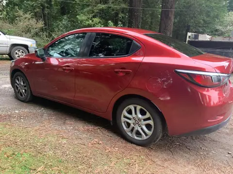 2017 Toyota Yaris window tint: 2017 Toyota Yaris in for a factory look with 20% on the rear three windows and a 5% visor strip