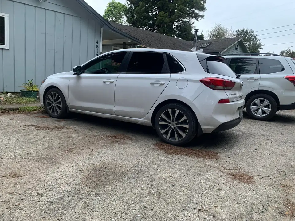 2018 Hyundai Elantra GT window tint: Double layered rear windows with 5% over 15%, 50% on front, 5% sun strip (view 3)