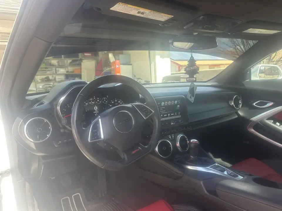2020 Chevy Camaro windshield strip: 5% windshield strip (view 2)