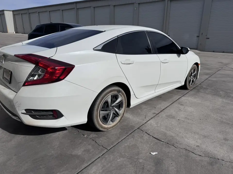 2020 Honda Civic window tint: 5% rear doors and rear glass, 15% front doors, 50% full windshield (view 2)