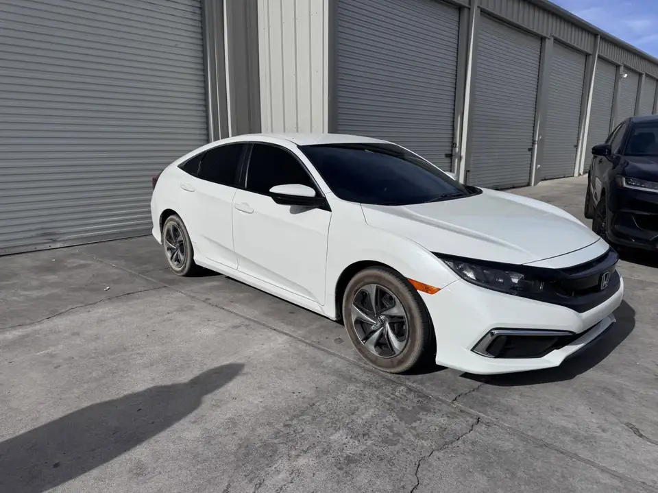 2020 Honda Civic window tint: 5% rear doors and rear glass, 15% front doors, 50% full windshield (view 4)