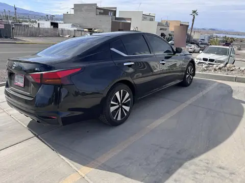 2020 Nissan Altima window tint: 5% rear doors and back window, 15% front doors, 5% windshield strip (view 2)