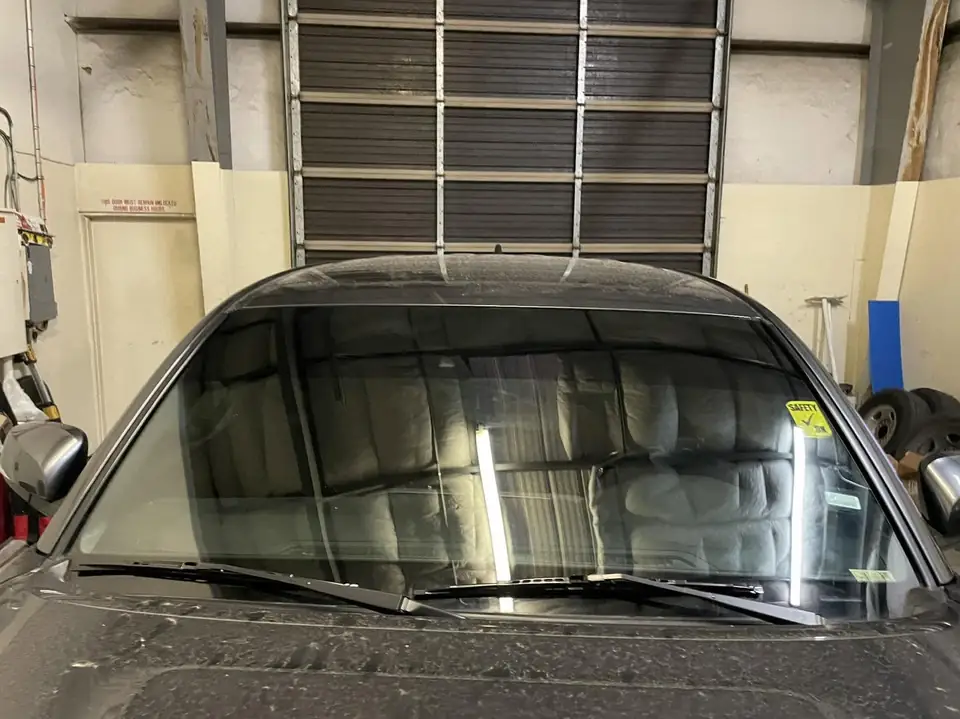 2020 Toyota Tacoma window tint: Premium 20% all sides and rear, 5% sunstrip (view 3)