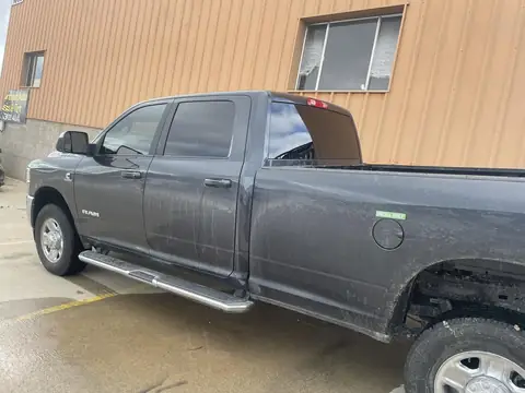 2021 Ram 2500 window tint: Premium 5% rear doors and rear windshield, Premium 35% front doors, Large sun visor