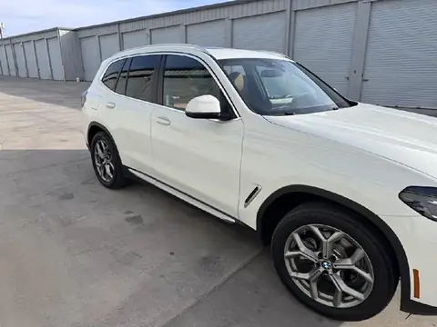 2022 BMW X3 window tint: 35% Front Two Doors (view 3)