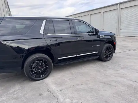 2023 GMC Yukon window tint: 35% front two doors, 5% Windshield Visor (view 3)