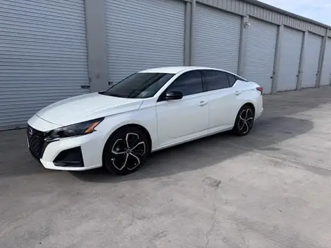 2025 Nissan Altima SR window tint: 15% sides and rear (view 2)