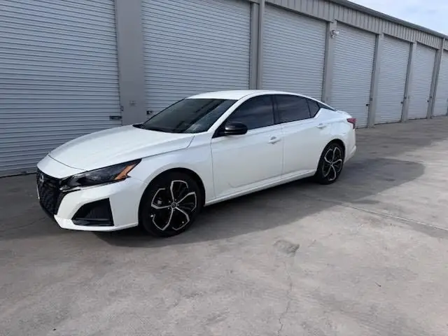2025 Nissan Altima SR window tint: 15% sides and rear (view 2)