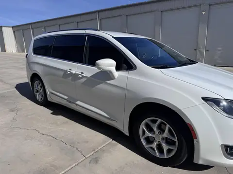 Chrysler Pacifica window tint: 5% C-IR rear half and sunstrip, 35% C-IR front doors and pockets