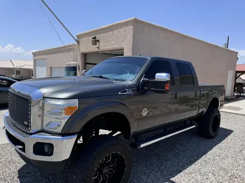 Ford F-250 window tint: Full removal sides and rear, 3% Carbon Ceramic sides and rear, 5% sun strip