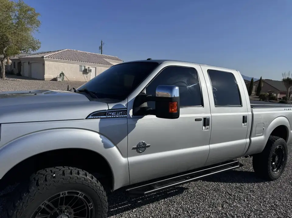 Ford F-350 window tint: 5% Carbon Ceramic sides and rear (view 2)