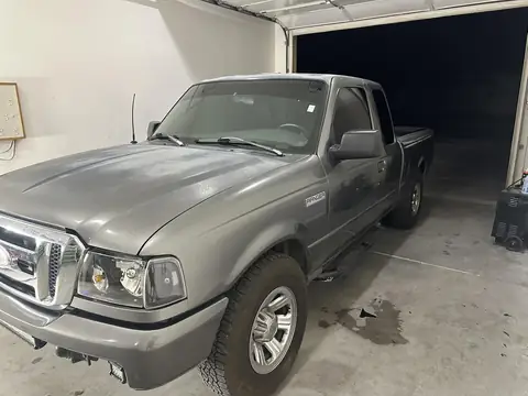 Ford Ranger XLT window tint: Removal on front doors, 15% all sides and rear windows, 5% windshield strip