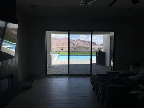 Home windows in 35% dual reflective film: Residential flat glass install today, 35% dual reflective
