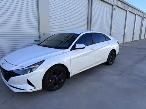 Hyundai Elantra window tint: 15% sides and rear to get rid of the fishbowl look (view 2)