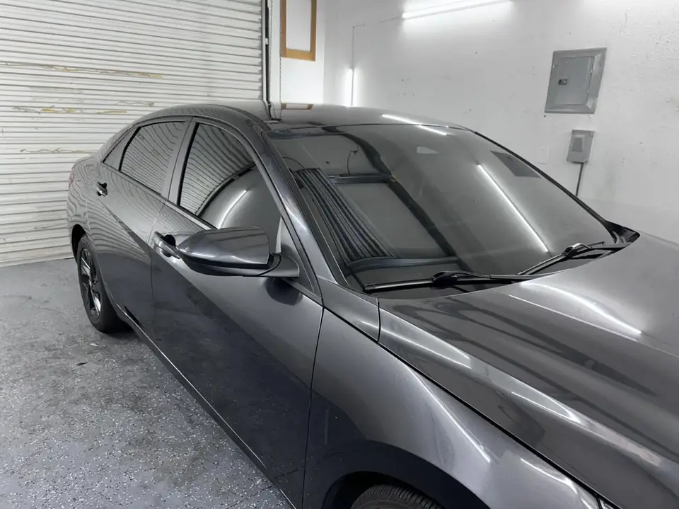 Hyundai Elantra windshield tint: Removed 70% windshield, Installed new 35% full windshield 3% sun strip (view 2)