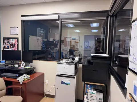 Interior office windows in 5% reflective film: Window film for interior office privacy....ABSOLUTELY, Installed a 5% reflective film on these 2 (view 4)