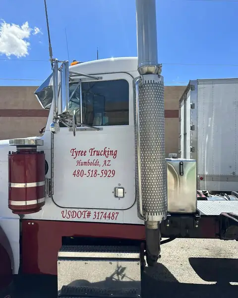 Peterbilt semi window tint: 5% Nano ceramic back glass, 40% Nano ceramic side roll ups