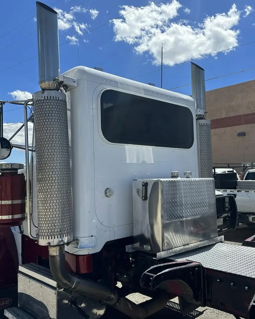 Peterbilt semi window tint: 5% Nano ceramic back glass, 40% Nano ceramic side roll ups (view 2)