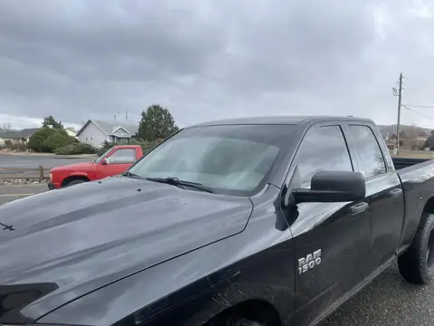 Ram 1500 windshield strip: Full windshield removal, 5% strip installed