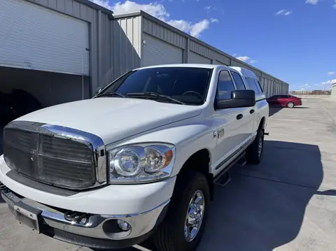 Ram 2500 window tint: Removal on the two front doors and install new 25% C-IR, And 50% C-IR for the full windshield (view 2)