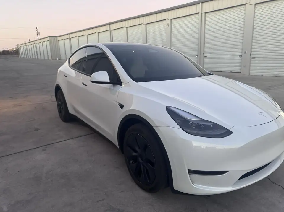 Tesla Model Y windshield tint: 50% C-IR full windshield (view 2)