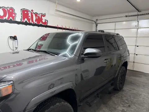 Toyota 4Runner window tint: 5% ceramic sides and rear, 5% Sun strip