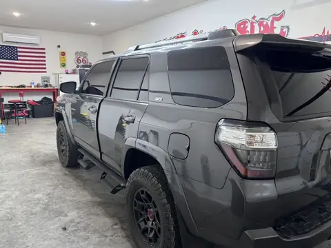 Toyota 4Runner window tint: 5% ceramic sides and rear, 5% Sun strip (view 2)