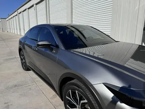 Toyota Crown window tint: Clean subtle protection for this Toyota Crown, 35% sides and rear, 50% full windshield